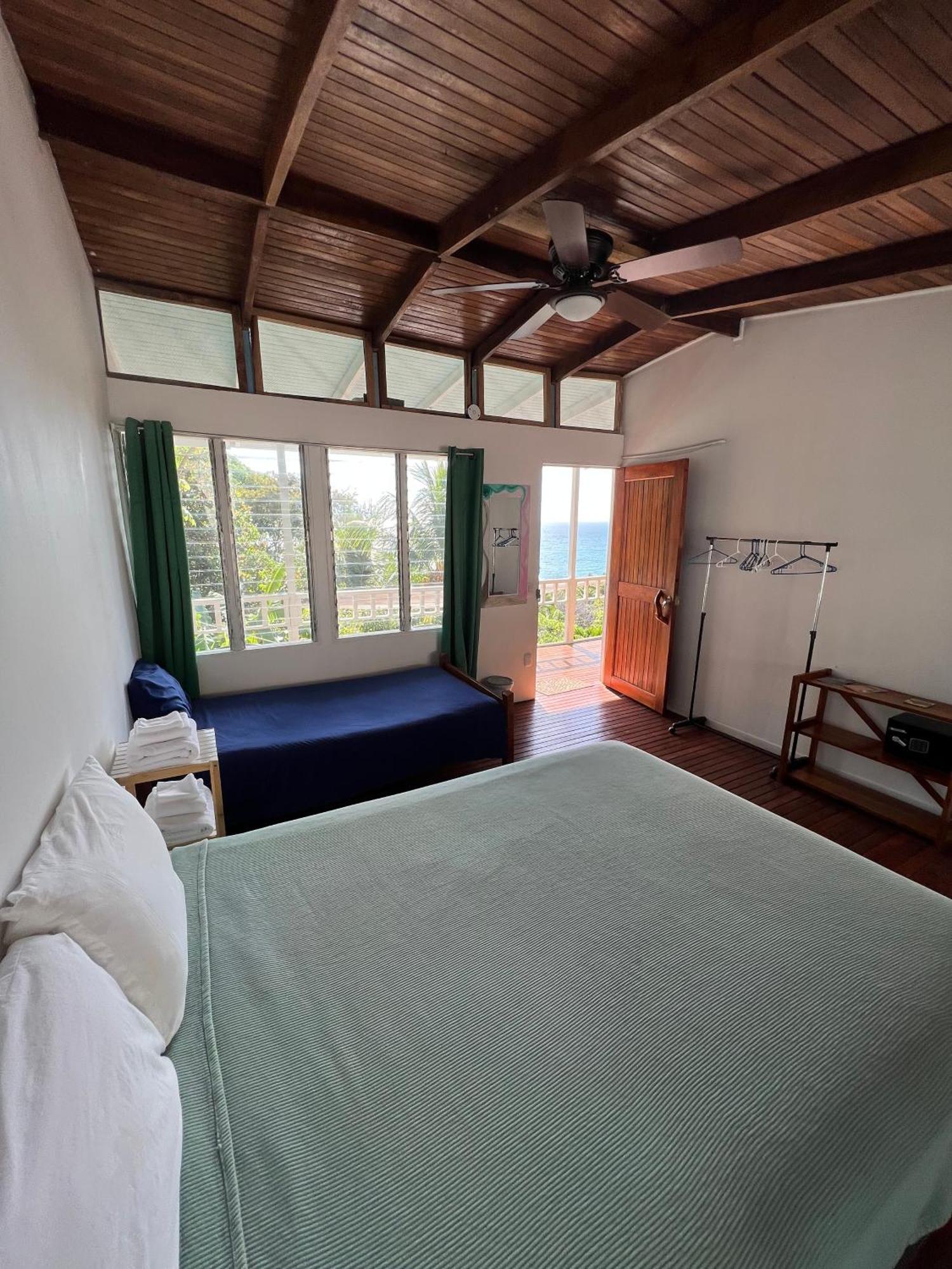 The Chorotega Hotel, Montezuma Exteriör bild